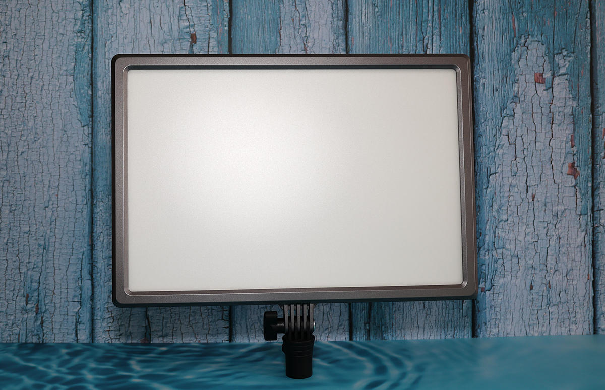 南冠平板摄像灯,南冠补光灯拍视频