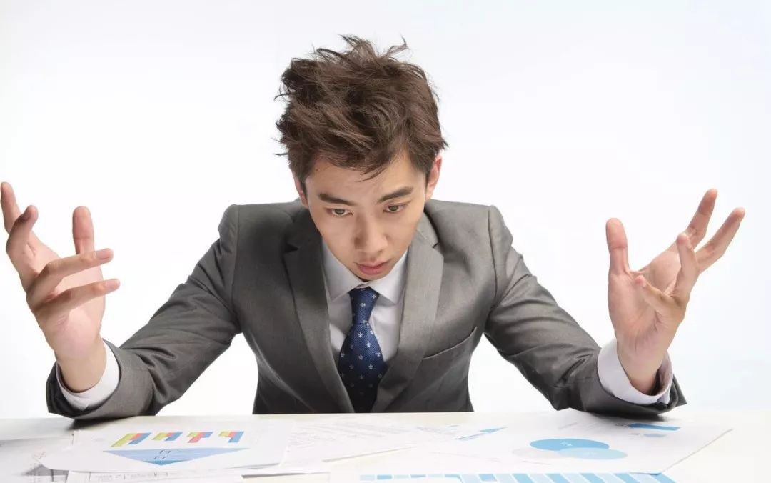 新上任被副职架空,刚当上中层被副职架空