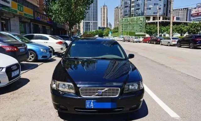 跑了22万km的沃尔沃s80怎么样,04年沃尔沃s80顶配当年多少钱