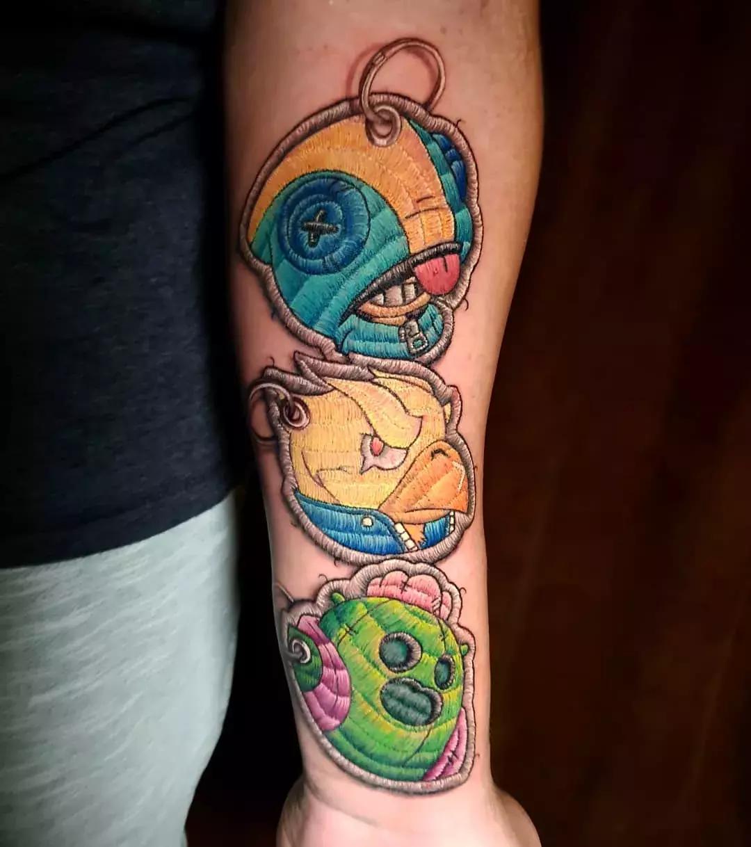 他用刺绣将回忆纹在身上，惊艳12万粉：玩的不止是心跳，还有童真