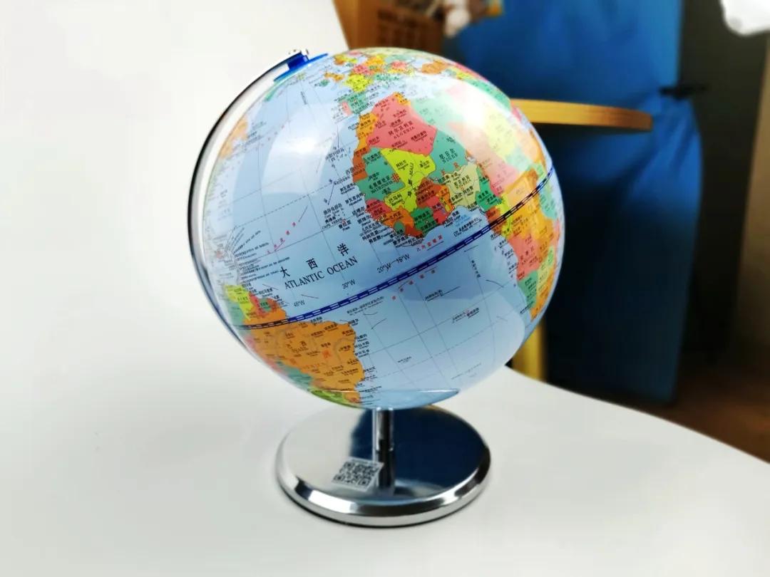 最权威的ar地球仪,ar地球仪惊艳孩子