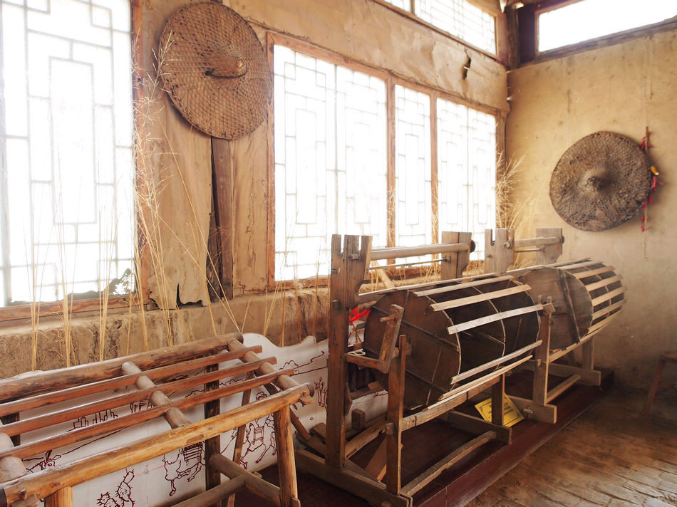 跟着星爷和老谋子的电影，去逛这座大名鼎鼎的西北影视城堡