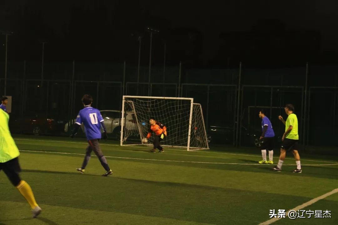 战报足球比赛,足球体育战报