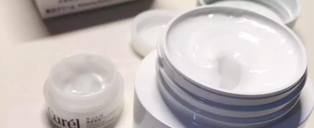 一年四季都可以用的面霜量大,适合25岁抗衰老晚上用的面霜