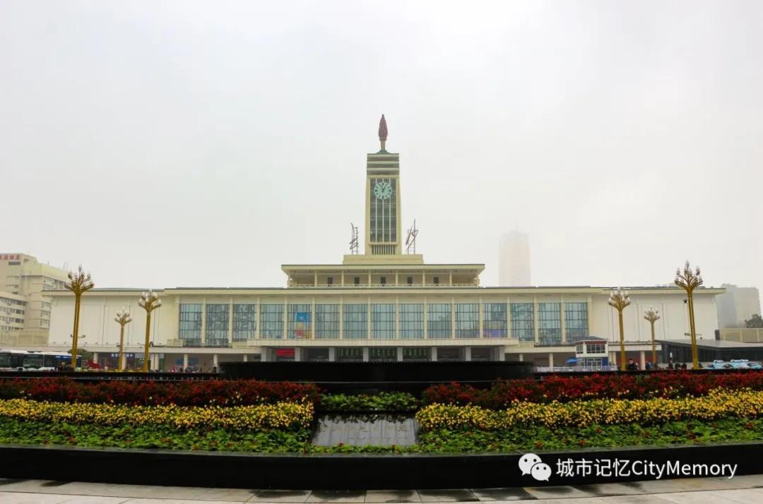 长沙高铁什么时候开始运营,长沙高铁南站有发展空间吗