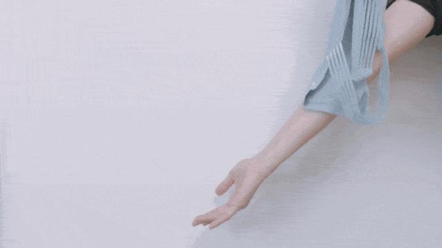 牛油果绿外套搭配什么裙子好看,牛油果绿小裙子配什么衣服好