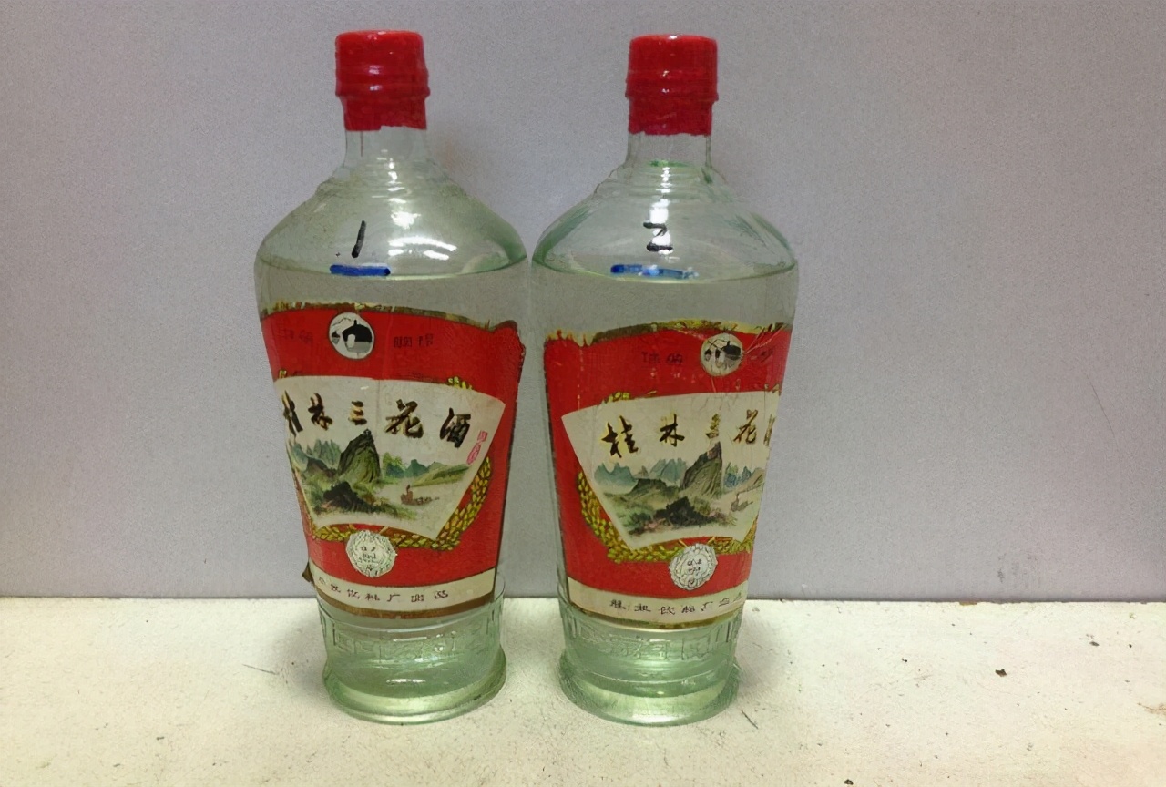 汾酒55度黄盖玻汾950ml什么香型,汾酒和五粮液香型