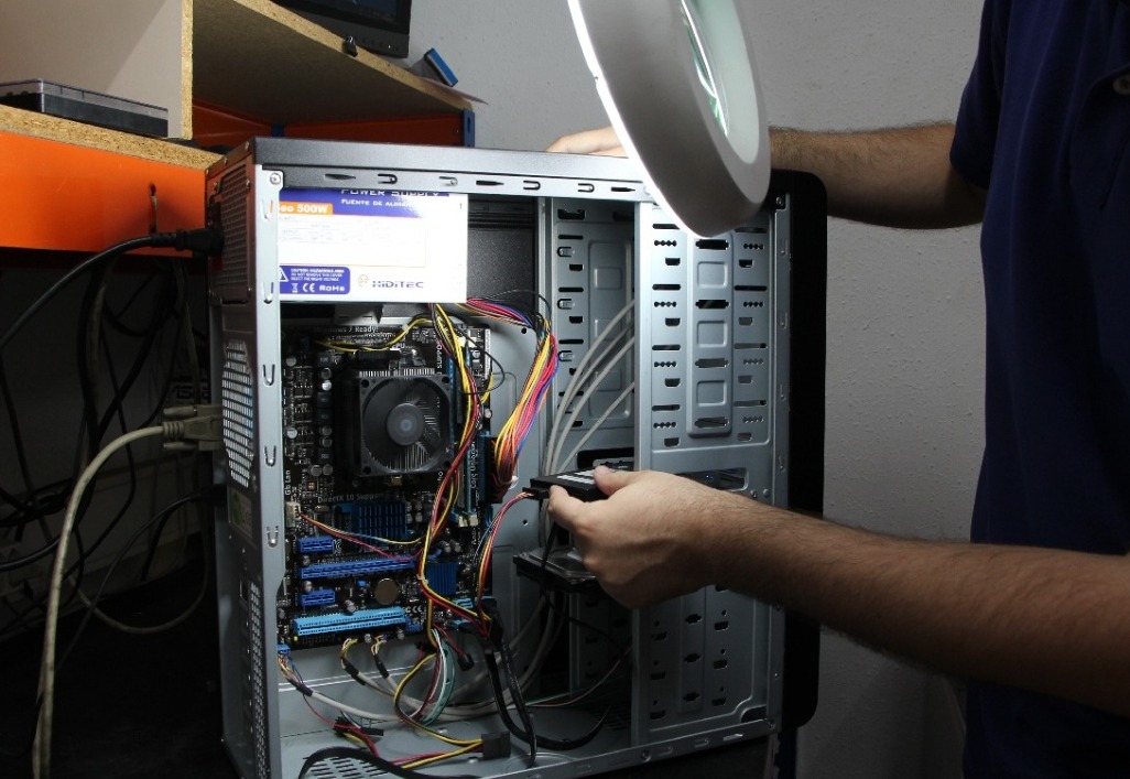 兄台,我真心佩服了!主板也能被玩坏?