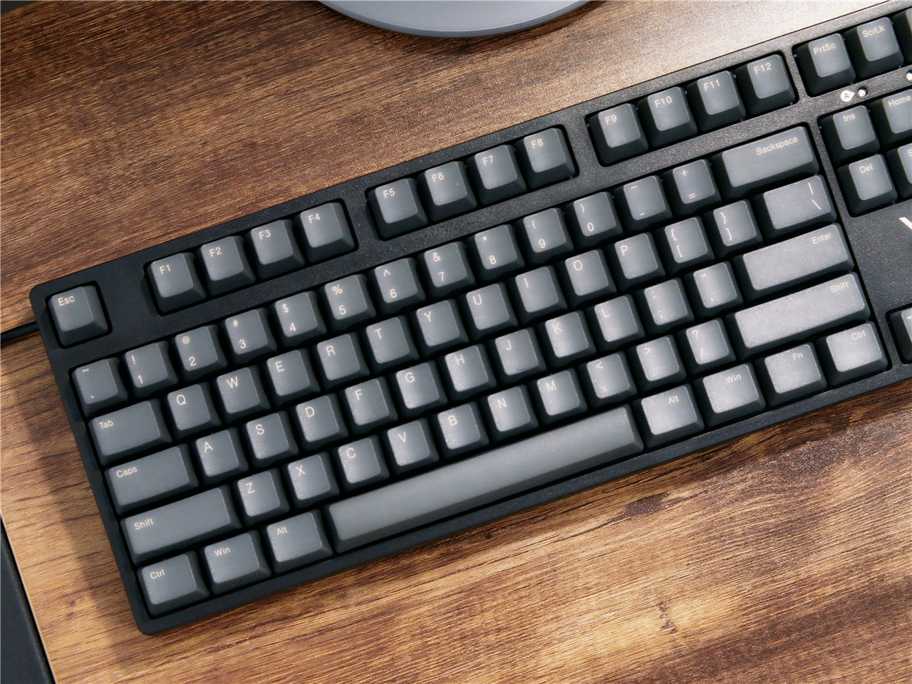 雷柏v860-87是不是金属板,雷柏v860-87键盘怎么样