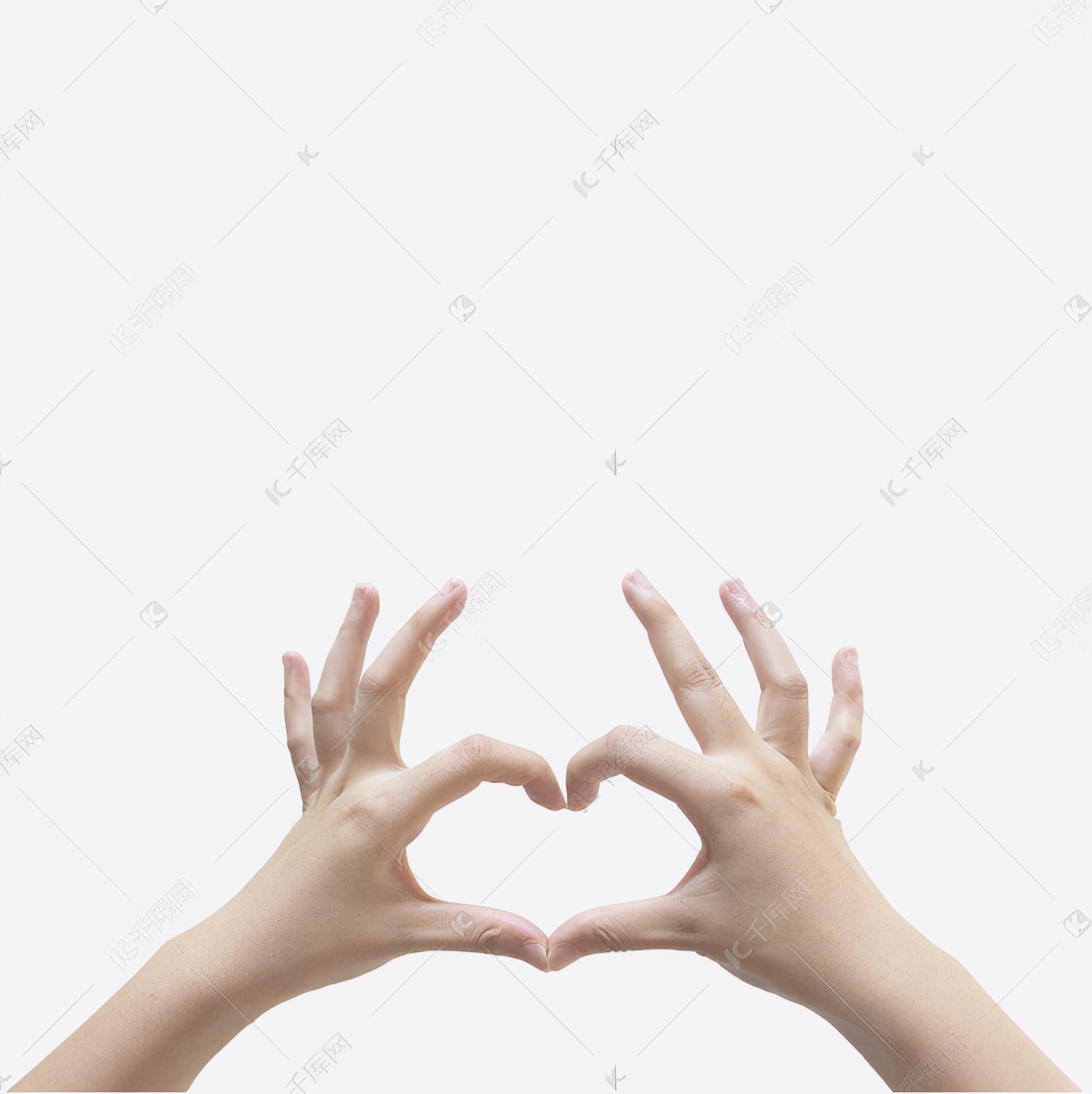 为什么一次简单的理解错误的比个心,就能招来那么多的“喷”?