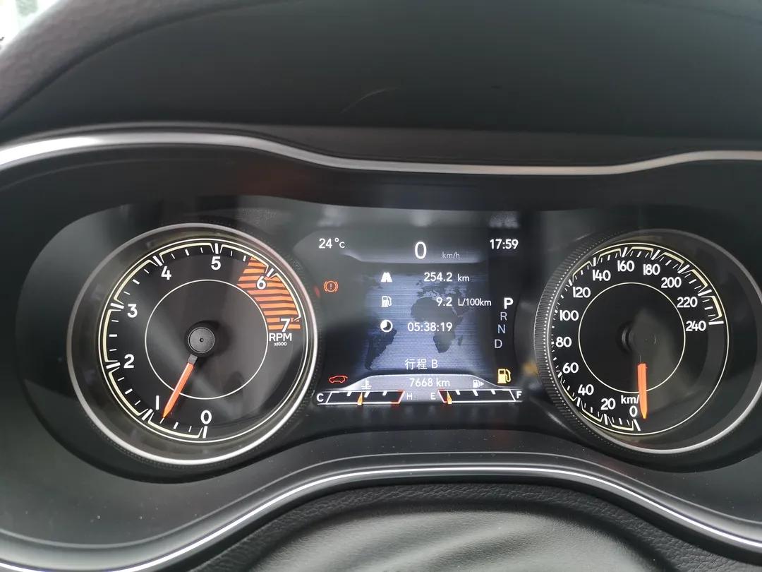 三天开800km,jeep自由光油耗越来越高