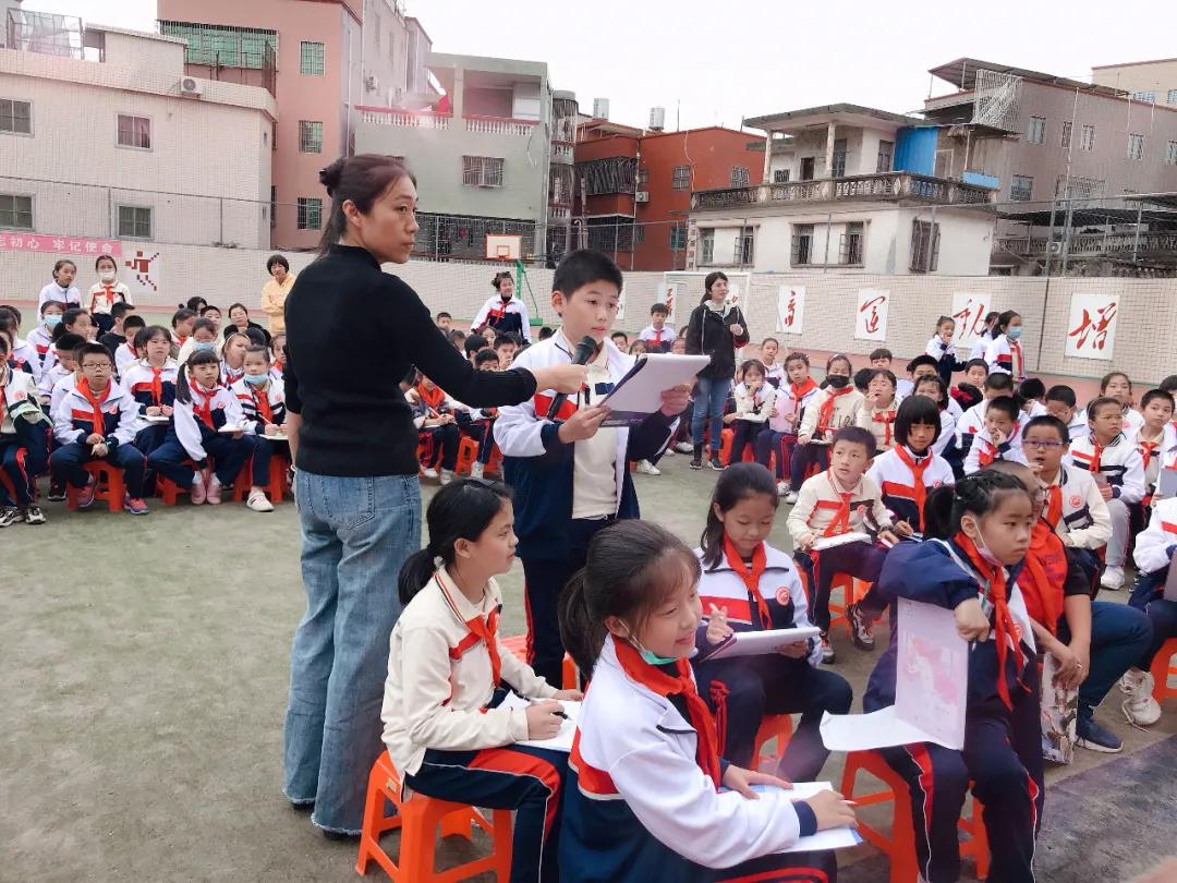 “萌娃钟表秀”、“快乐七巧板”……快跟着翔安这所学校的孩子们“玩转数学”~