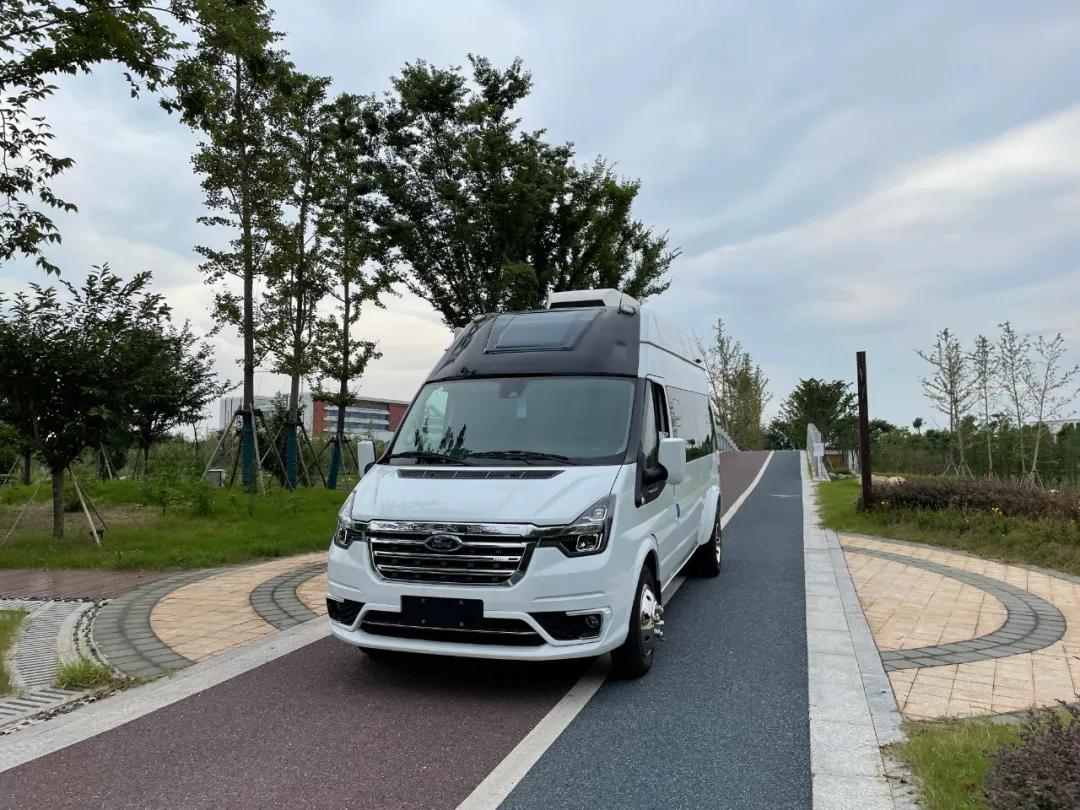 江铃福特全顺旅居车价格,江铃旅居车新世代全顺