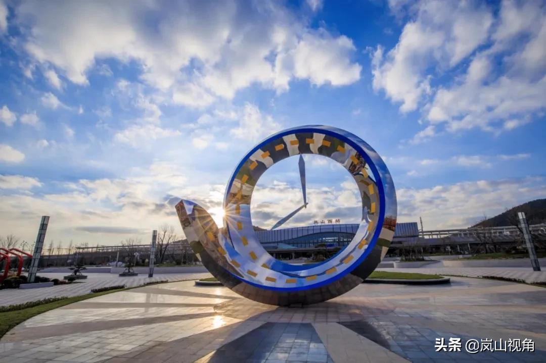 岚山区经济支柱产业,岚山经济总量怎么样