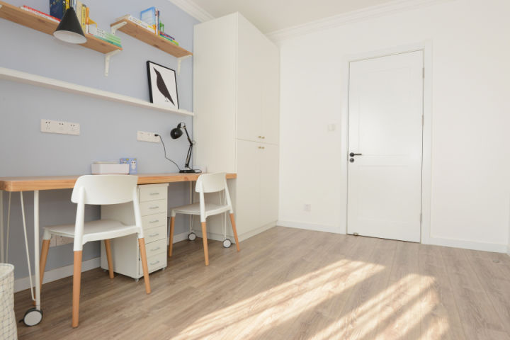 墙面与家具之间的缝怎么处理,定制家具与墙壁有个缝怎么处理