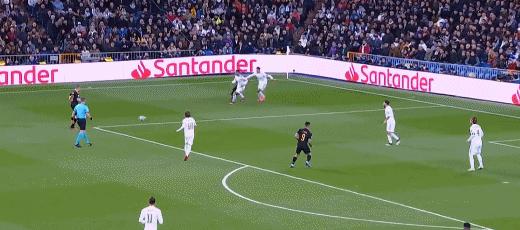 德布劳内瓜迪奥拉库尔图瓦,德布劳内在伯纳乌闪耀