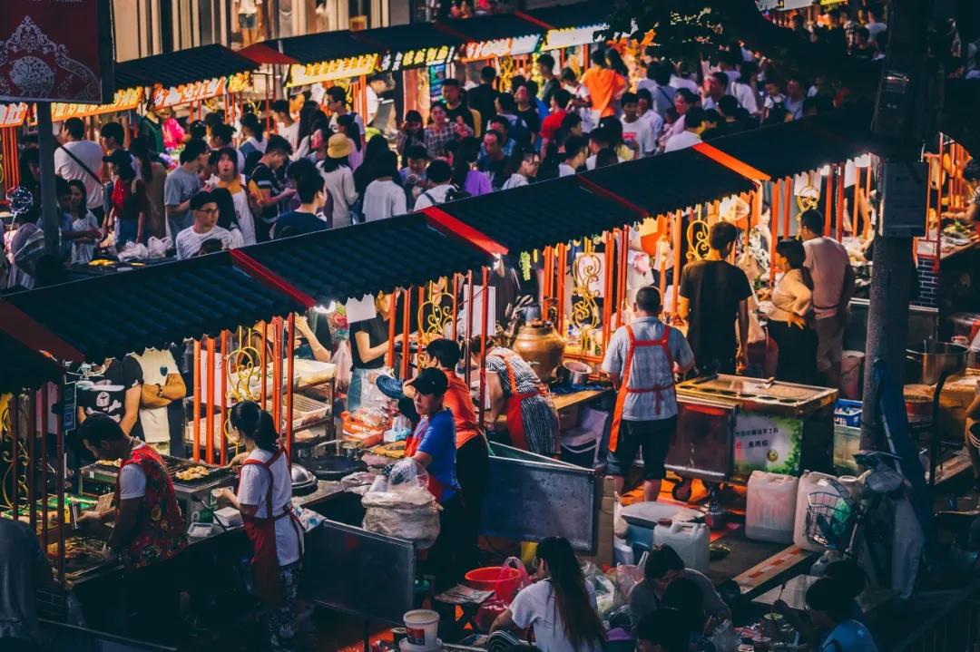 中国一年四季最火爆的夜市,这些最好逛的地摊夜市你去过几个
