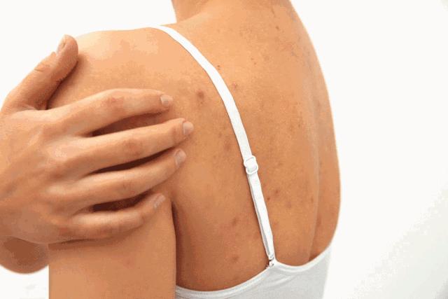 洗澡都玩上黑科技了！一分钟震动25500次，1次充电可使用约90天