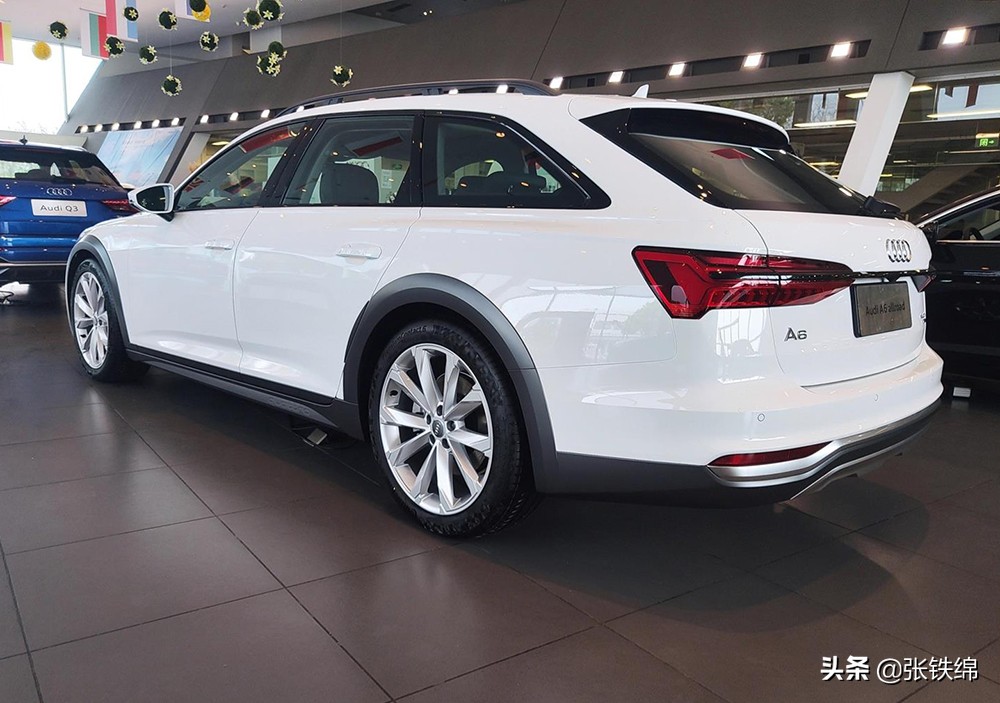 全新一代奥迪a6实拍,大气的外观设计奥迪a6allroad实车