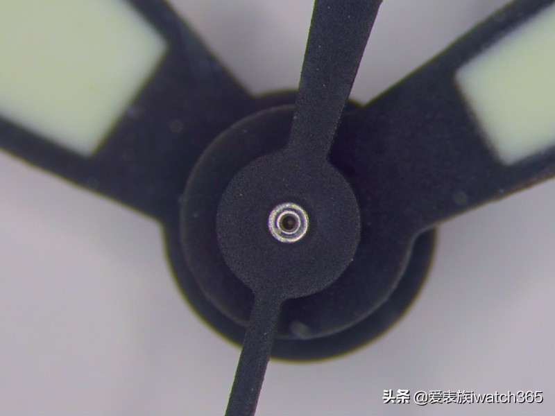 假表通过照片能看出真假吗,一眼就能看出的假表