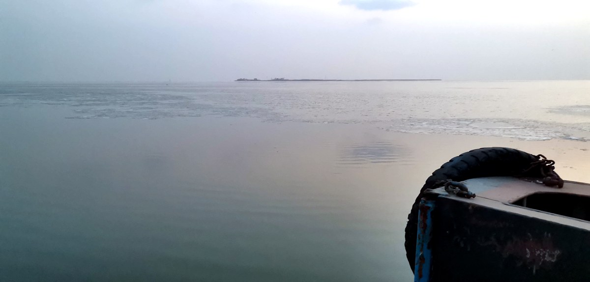 摄影：静静的渤海湾（捞鱼尖村渔船码头）