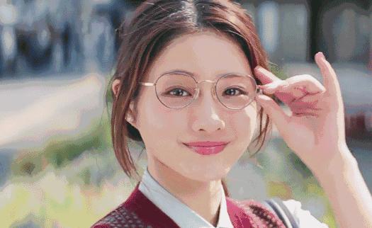 杭州这家店拥有优质的服务，隐形眼镜、老花眼镜的百年老字号企业