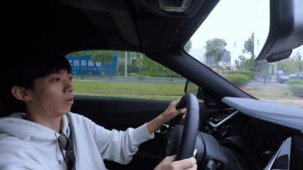 宝马z4试驾萝卜报告,宝马z4试驾视频陈震