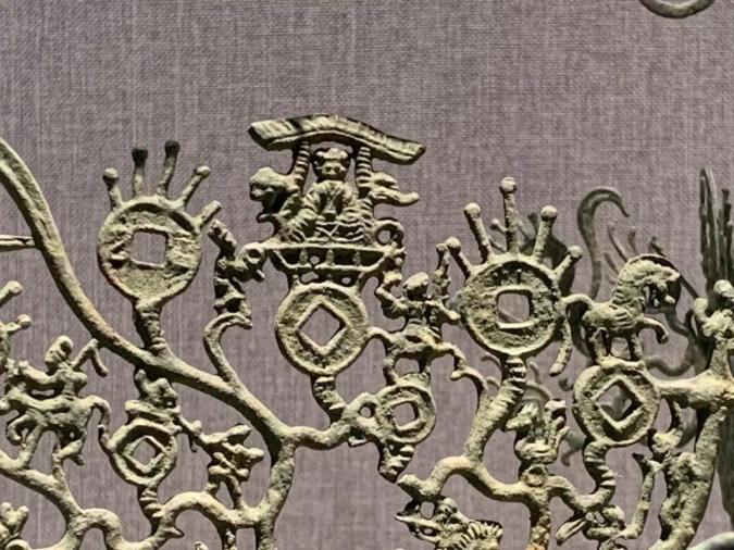 川蜀特产青铜摇钱树究竟有何用途,祭祀、陈设、还是明器?