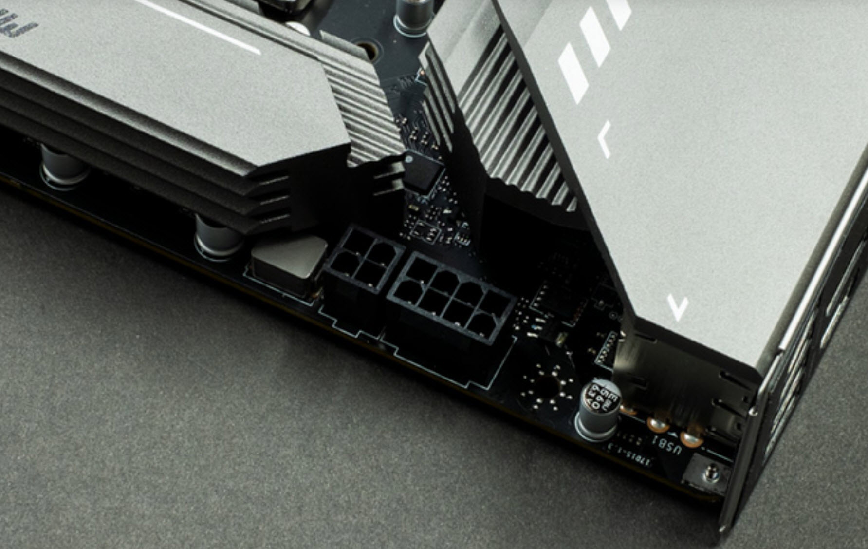 inteli7第几代cpu性价比最高,酷睿i7为什么比较便宜