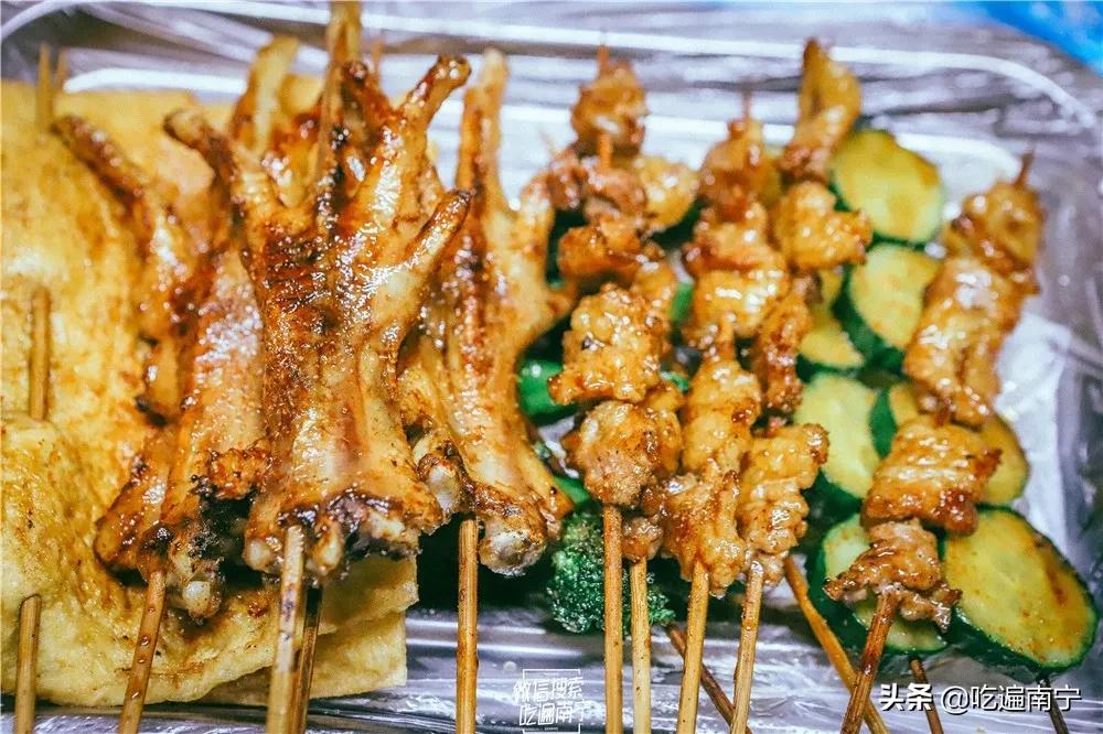 南宁东盟商务区烧烤摊,南宁2021烧烤店铺排行榜前十名