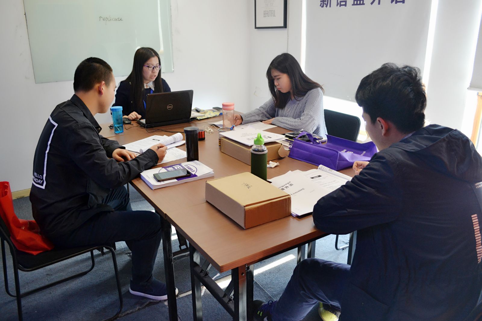 文科专业是不是都不好就业,文科不如理科就业好