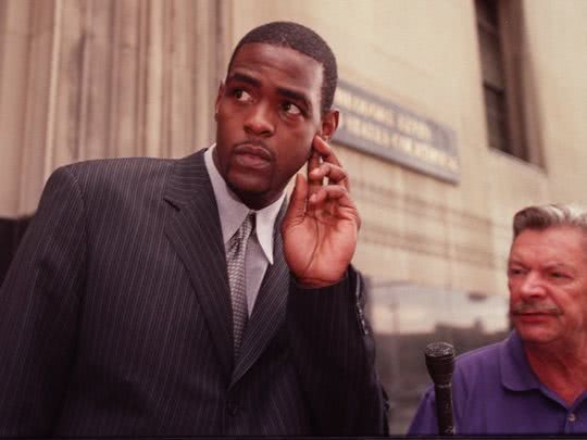 疯狂三月观赛指南：密歇根大学狼獾队，贿赂丑闻曾经轰动一时