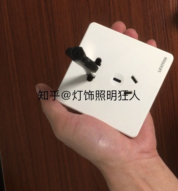 开关插座各品牌测评,开关插座十大名牌哪款性价比高