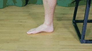 外八字脚会不会影响膝盖,跑步时八字脚产生原因及纠正方法