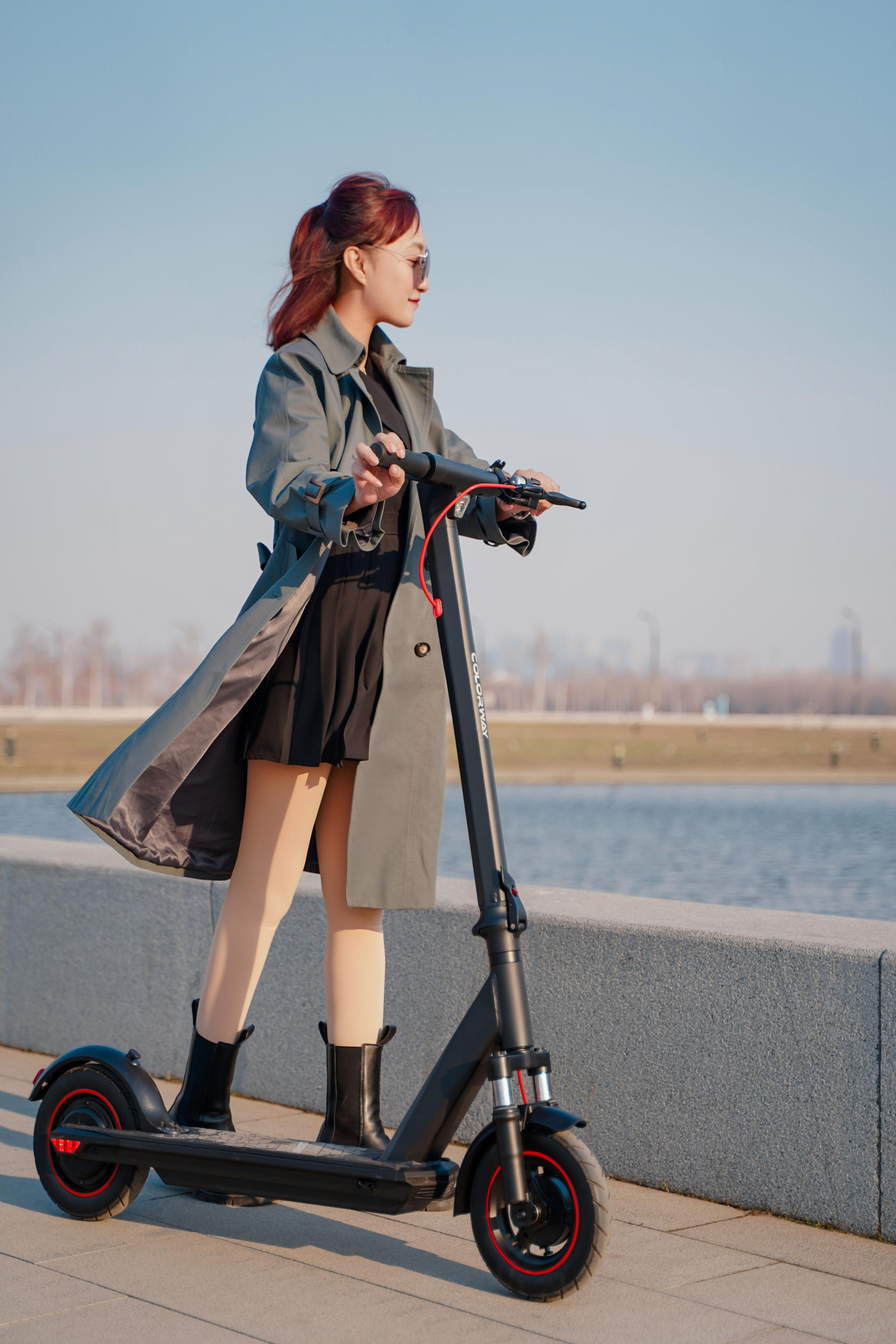 科洛威电动滑板车l10能充电吗,科洛威l10和米家哪个好