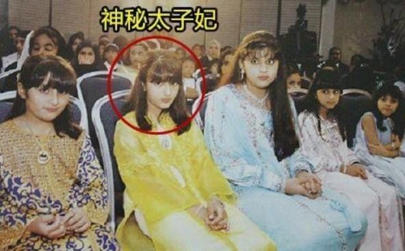 迪拜太子妃引得兄弟反目,和王子订婚又被退婚,11年后29岁嫁表哥