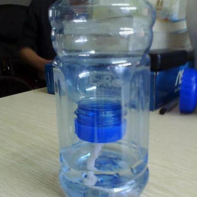 破旧塑料瓶一秒变精美花盆,废饮料瓶的妙用还可以做花盆吗