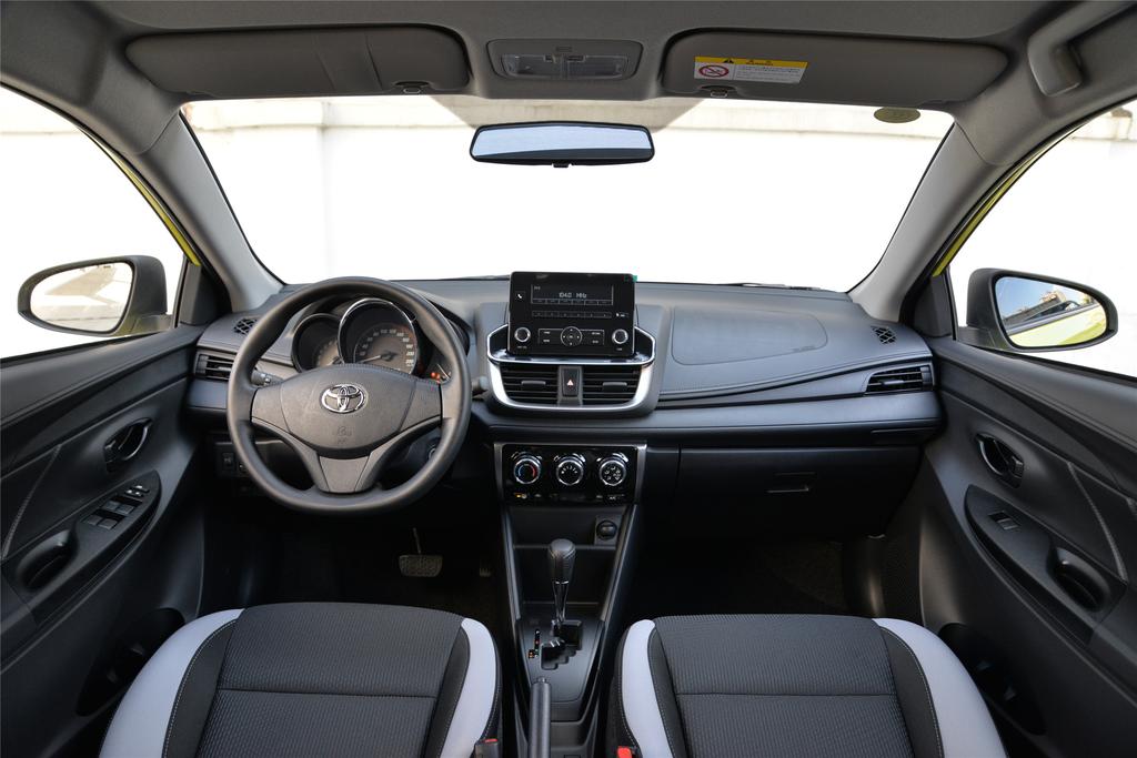 适合不同人群的三款练手两厢车