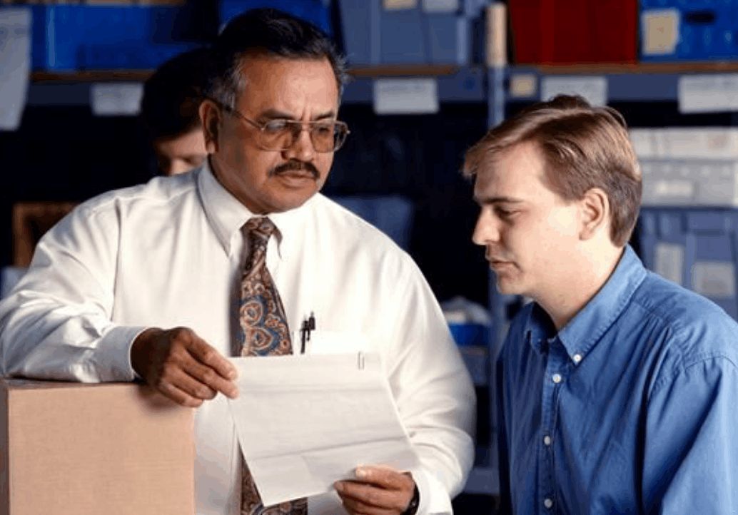 老员工被领导骂了怎么调整心态,离职后被领导骂后正确的做法