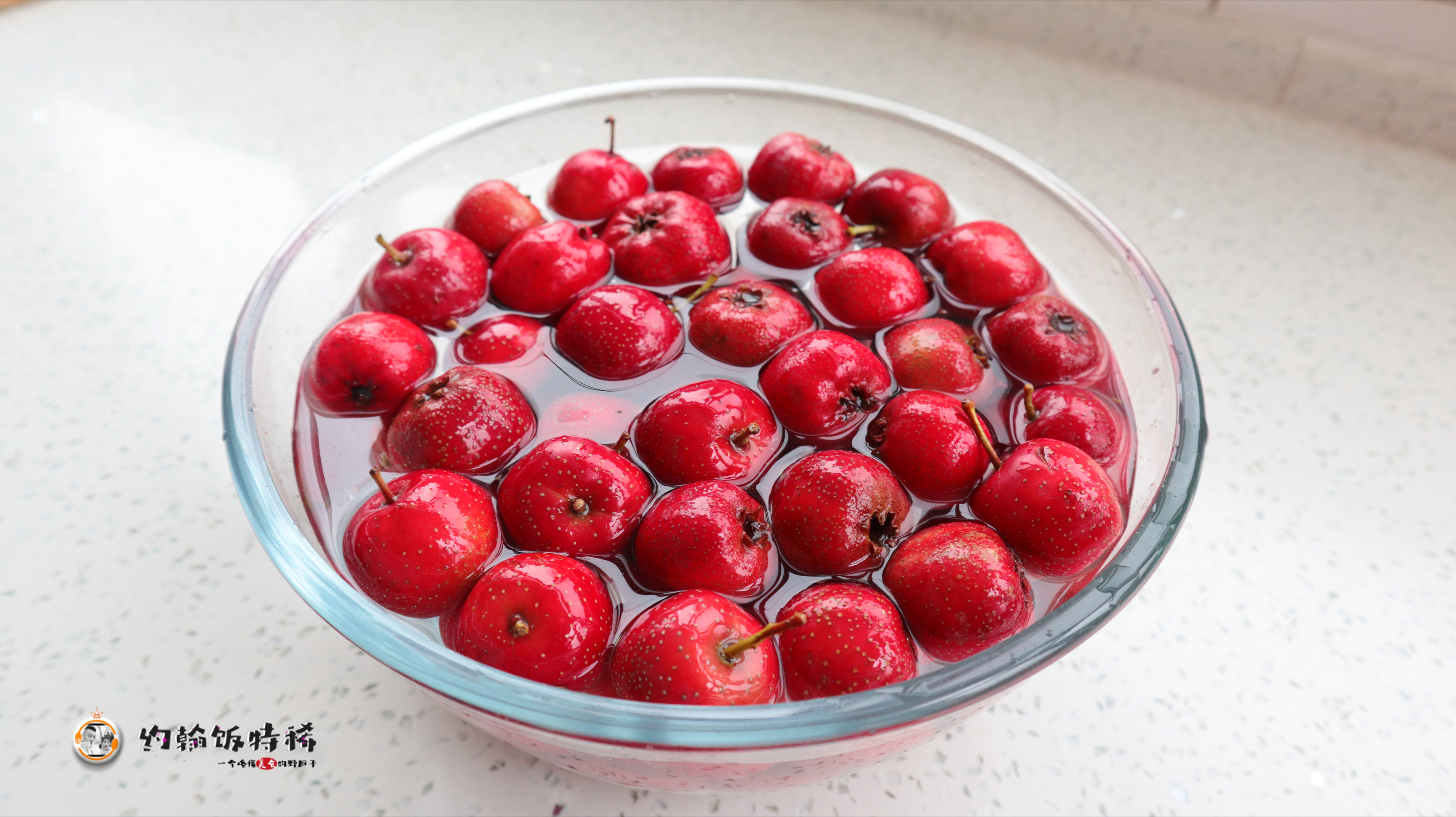 它是“天然消食片”，遇到多买点，捏成球，每天吃2粒，消食化积