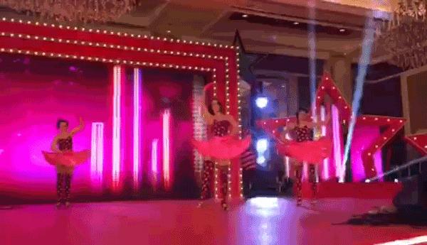 电影票优惠团购附近美食,电影票优惠团购美食广场