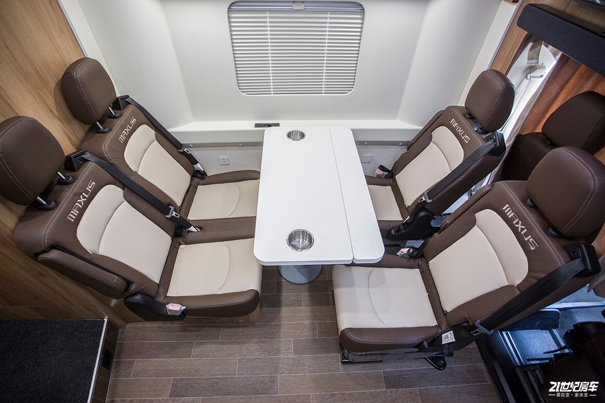 了解上汽大通maxusv90最新动态,上汽大通maxusv902023款2.0t短轴低顶