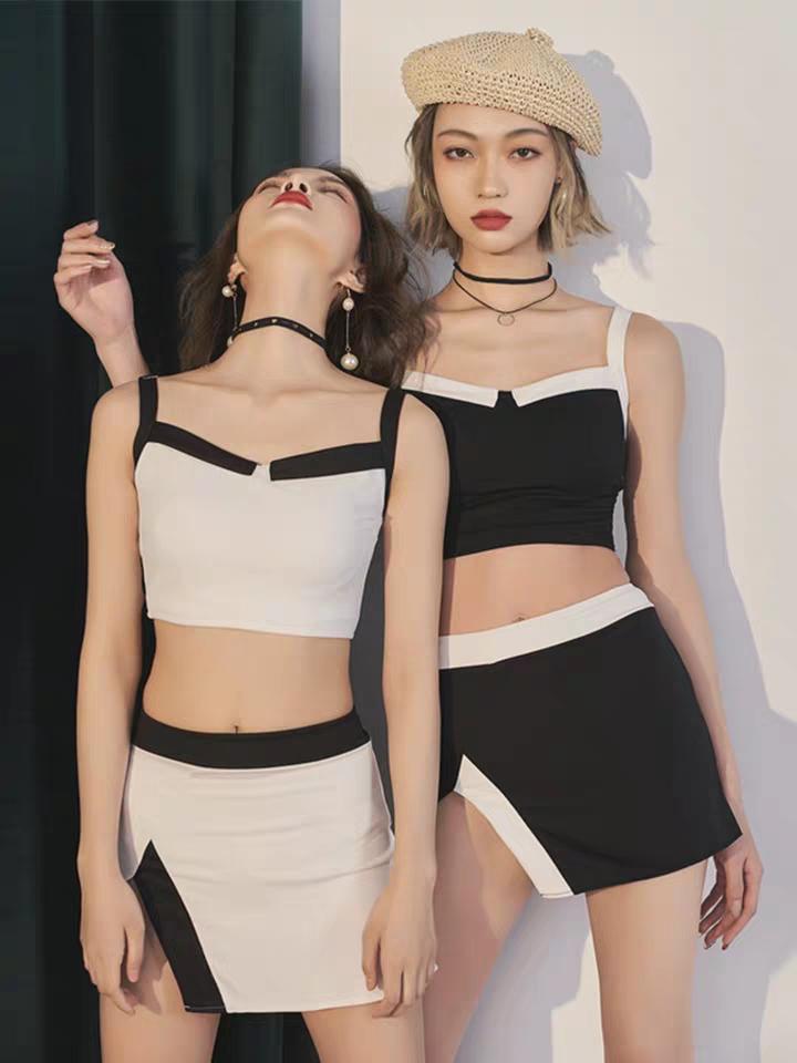 什么样的泳衣穿起来好看有高级感,如何选到又好看又保守的泳衣