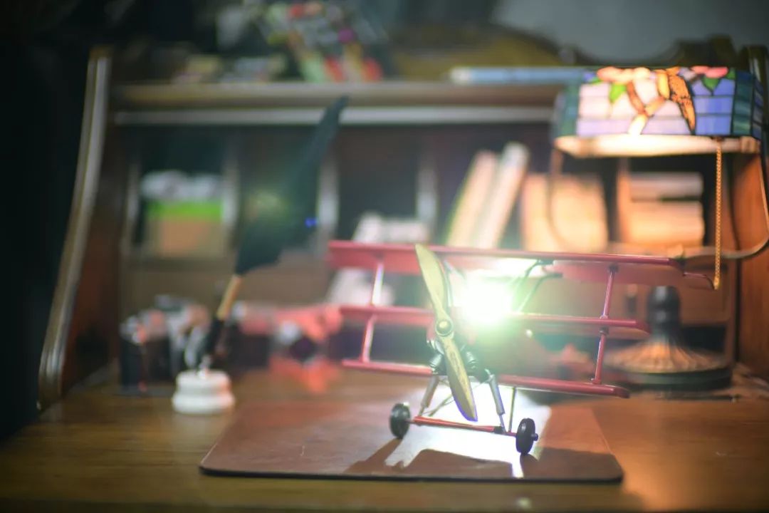 尼康夜神vs徕卡夜神,尼康夜神对比徕卡夜神