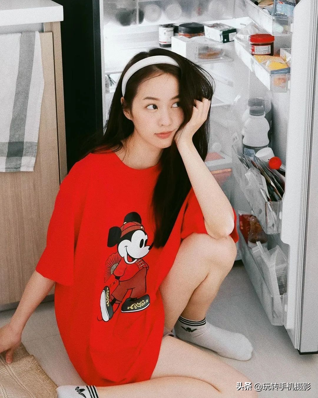 单手捂脸拍照姿势女生,女生自拍姿势单手