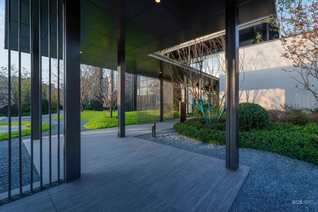 见山探水觅庭景熙引蝶来|朗诗汴京·熙华府