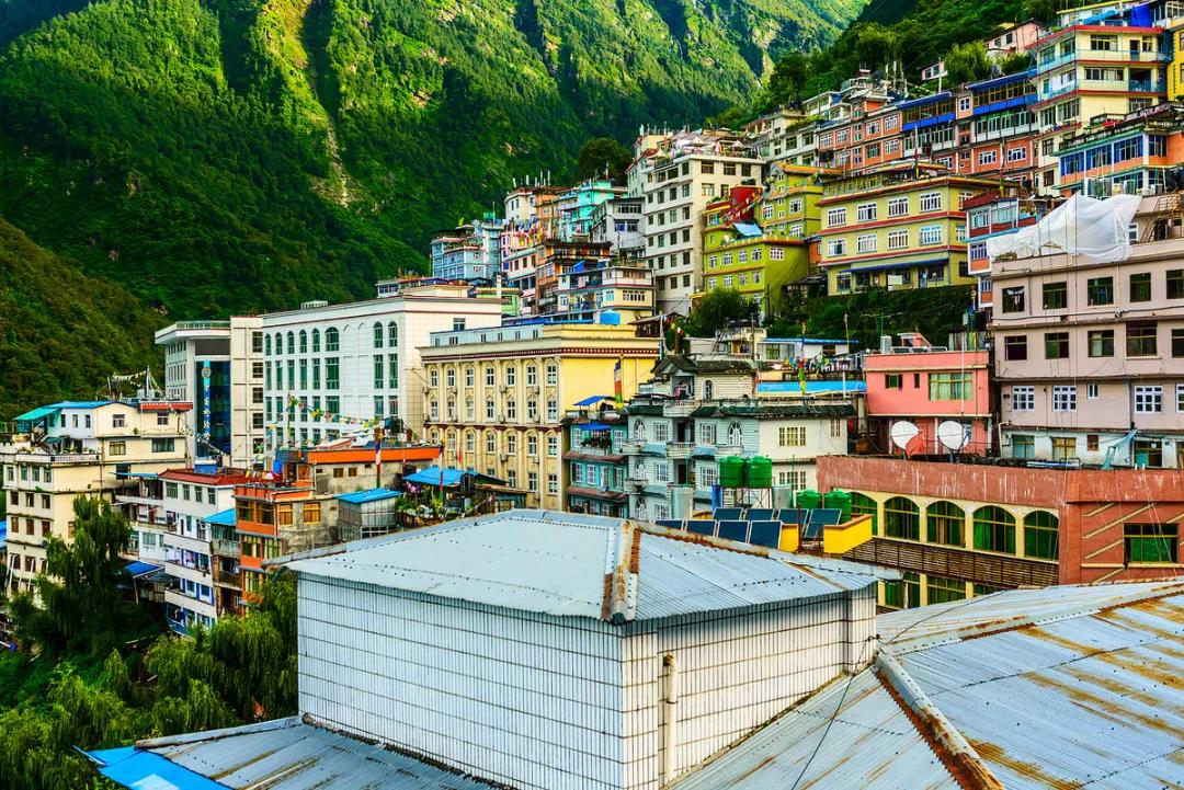 酸奶糊,酸奶湖6月份风景