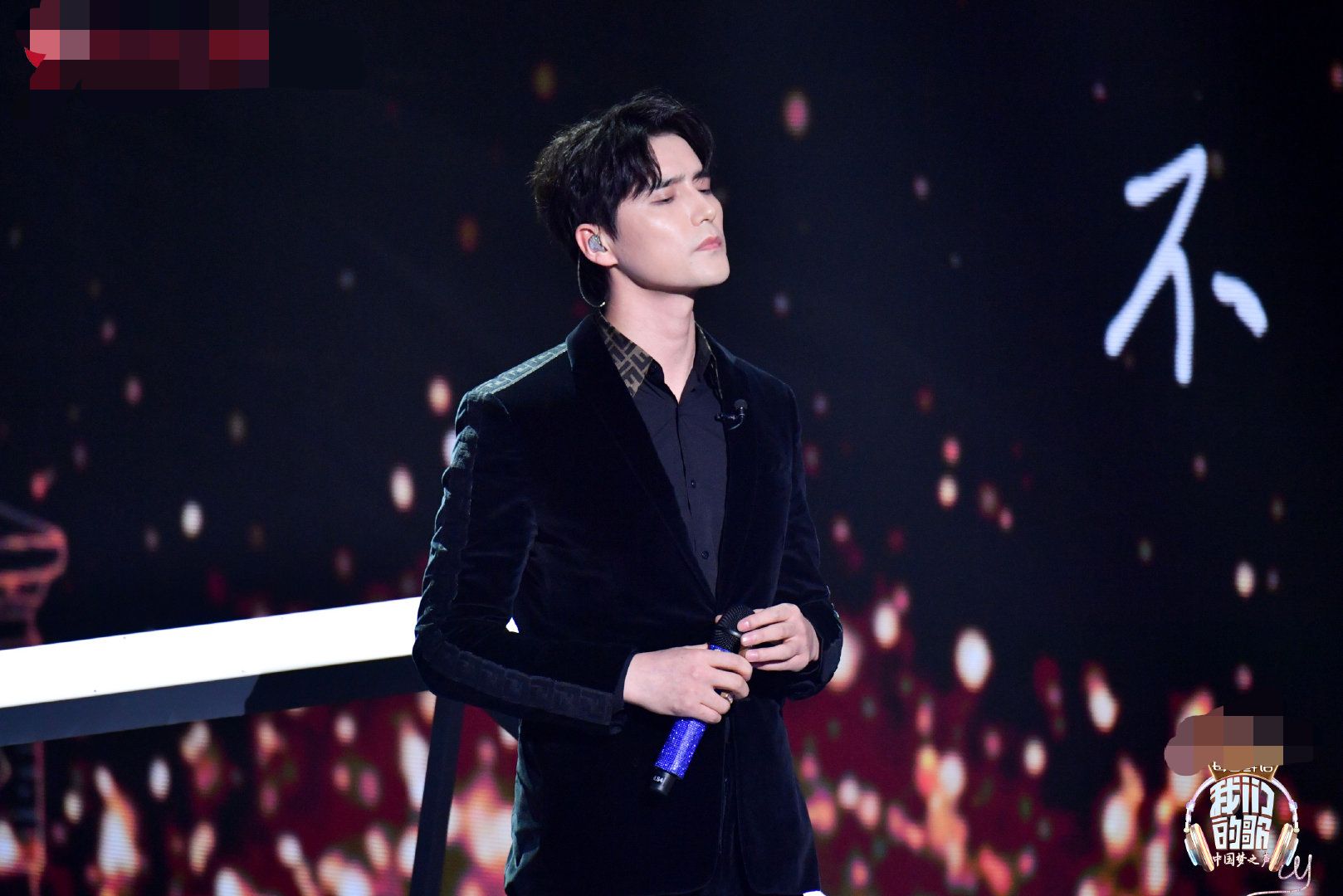 抖音最流行歌曲我们的歌谣播放,我们的歌抖音最火版本