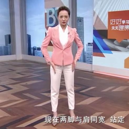 怎么选择适合自己脚型的鞋,怎样选一款适合自己脚型的鞋