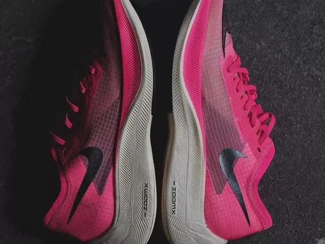 中国乔丹新款跑步鞋,2022年中国乔丹夏款发售新鞋